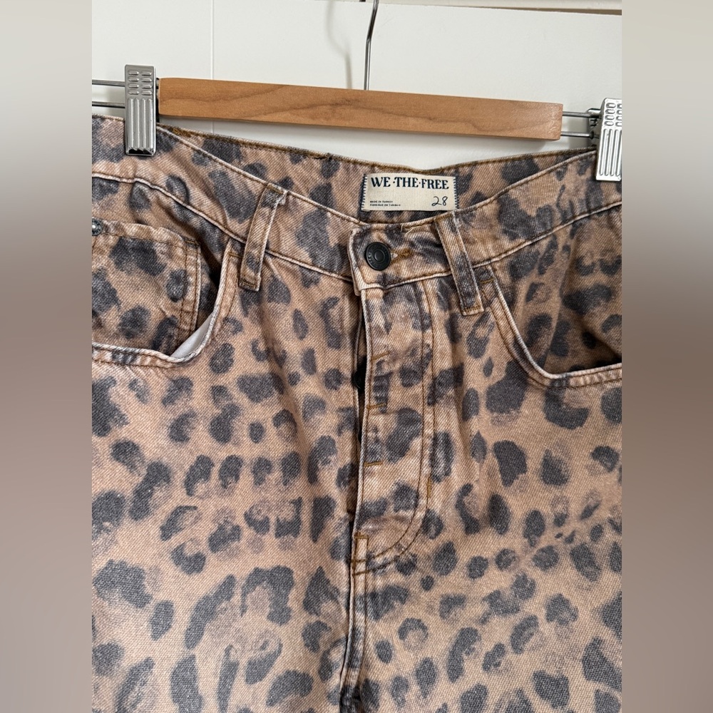Free People We The Free Good Luck Printed Barrel Jeans - Picture 4 of 7